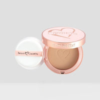Beauty Creations Beauty Creations Flawless Stay Powder Foundation in Beauty Creations Flawless Stay Powder Foundation at Vivi & Cove